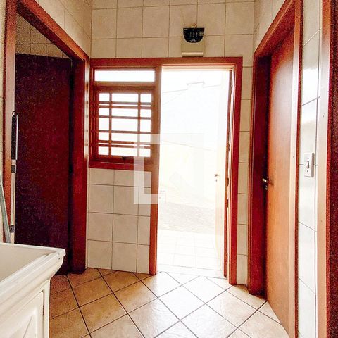 Casa à venda com 190m², 3 quartos e 3 vagasÁrea de Serviço