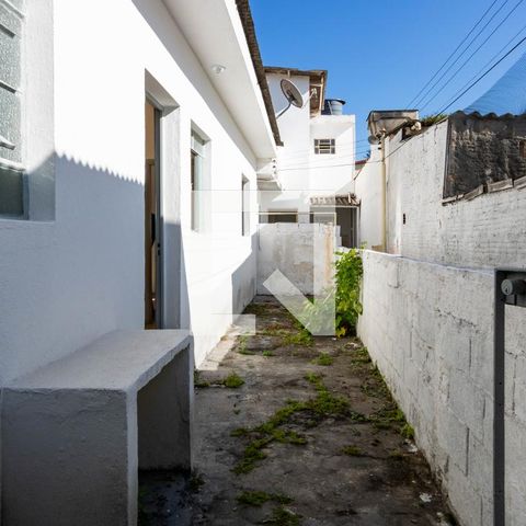 Casa à venda com 300m², 4 quartos e 2 vagasCorredor Externo