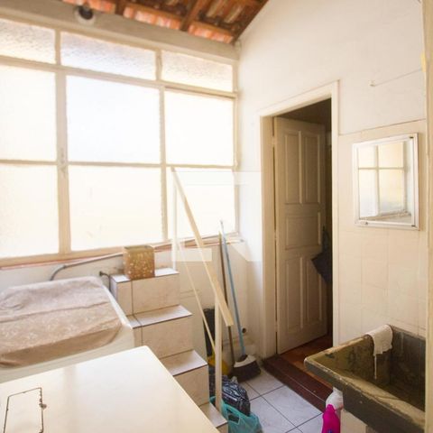 Casa à venda com 140m², 3 quartos e 2 vagasÁrea de Serviço
