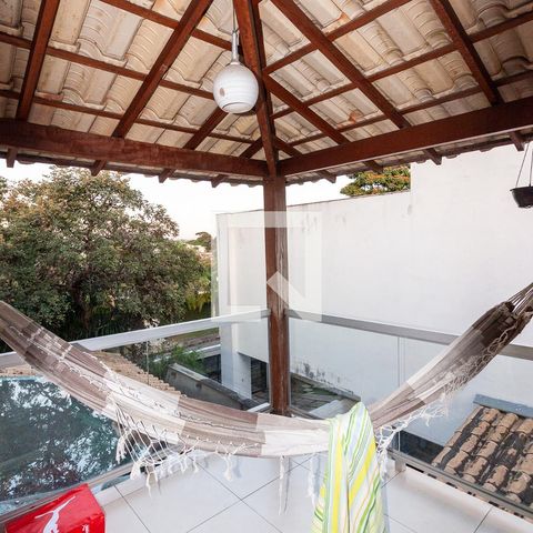 Casa à venda com 420m², 4 quartos e 5 vagasvaranda