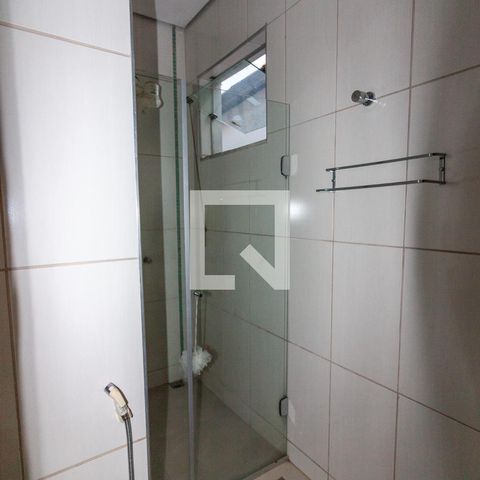 Casa à venda com 420m², 4 quartos e 5 vagassuíte 2