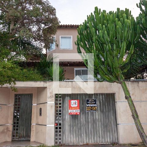 Casa à venda com 420m², 4 quartos e 5 vagasFachada