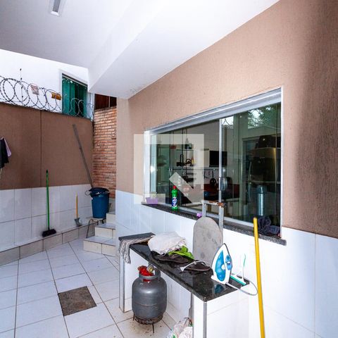Casa à venda com 420m², 4 quartos e 5 vagasÁrea de Serviço