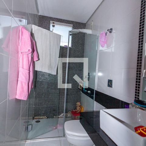 Casa à venda com 420m², 4 quartos e 5 vagassuíte 2