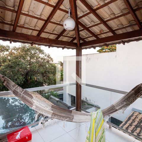 Casa à venda com 420m², 4 quartos e 5 vagasvaranda
