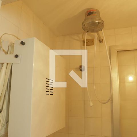 Apartamento à venda com 46m², 1 quarto e 1 vagaBanheiro de serviço