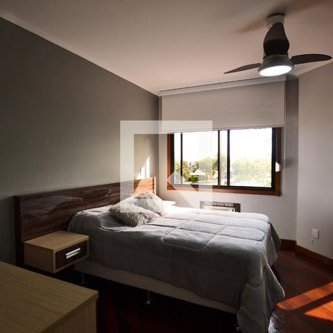 Casa de condomínio à venda com 363m², 3 quartos e 4 vagasSuíte