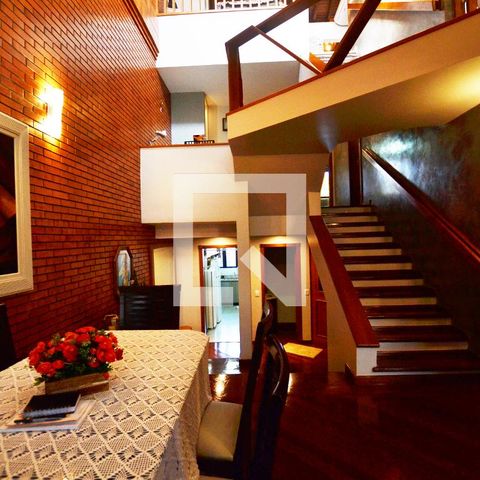 Casa de condomínio à venda com 363m², 3 quartos e 4 vagasSala de Jantar