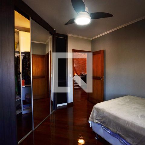 Casa de condomínio à venda com 363m², 3 quartos e 4 vagasQuarto 1