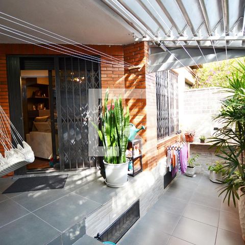 Casa de condomínio à venda com 363m², 3 quartos e 4 vagasVaranda