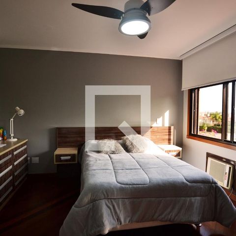 Casa de condomínio à venda com 363m², 3 quartos e 4 vagasSuíte