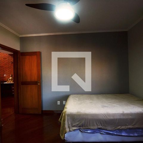 Casa de condomínio à venda com 363m², 3 quartos e 4 vagasQuarto 1