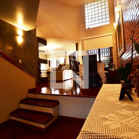 Casa de condomínio à venda com 363m², 3 quartos e 4 vagasHall de Entrada
