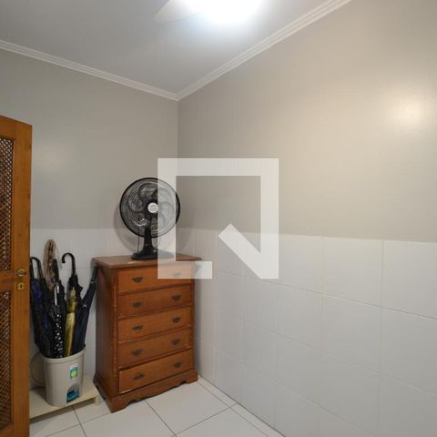 Casa de condomínio à venda com 363m², 3 quartos e 4 vagasQuarto de Serviço 1