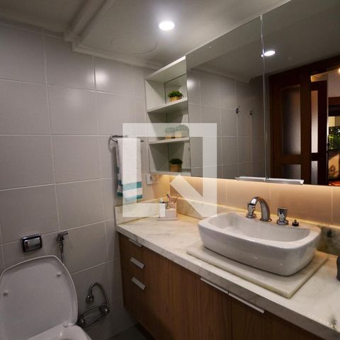 Casa de condomínio à venda com 363m², 3 quartos e 4 vagasBanheiro da Suíte