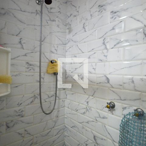Casa de condomínio à venda com 363m², 3 quartos e 4 vagasBanheiro