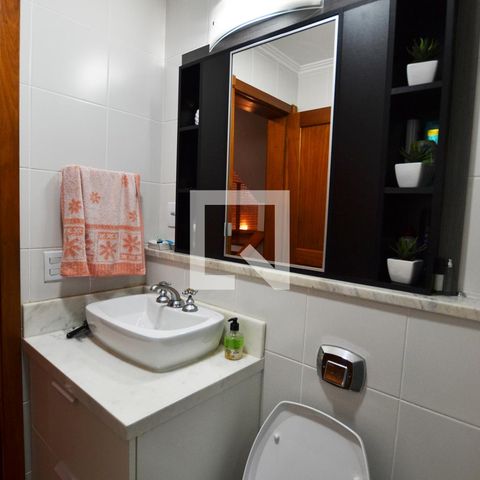 Casa de condomínio à venda com 363m², 3 quartos e 4 vagasBanheiro