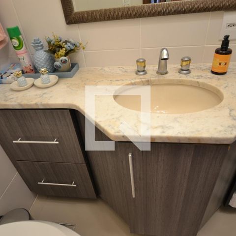 Casa de condomínio à venda com 363m², 3 quartos e 4 vagasBanheiro Social