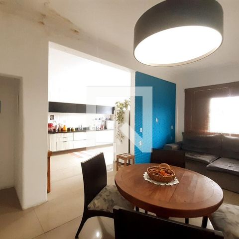 Apartamento à venda com 280m², 3 quartos e sem vaga Apartamento à venda com 280m², 3 quartos e sem vagaSala