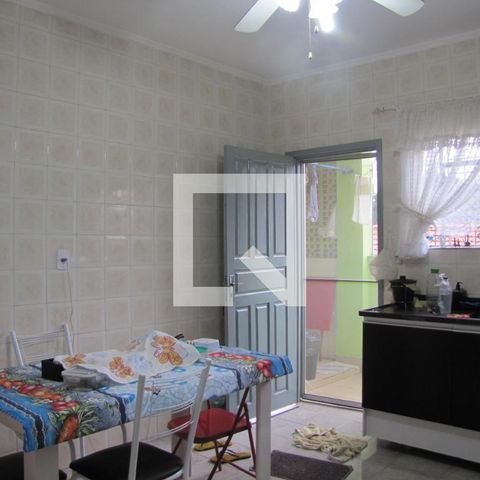 Casa à venda com 240m², 4 quartos e 4 vagasCozinha