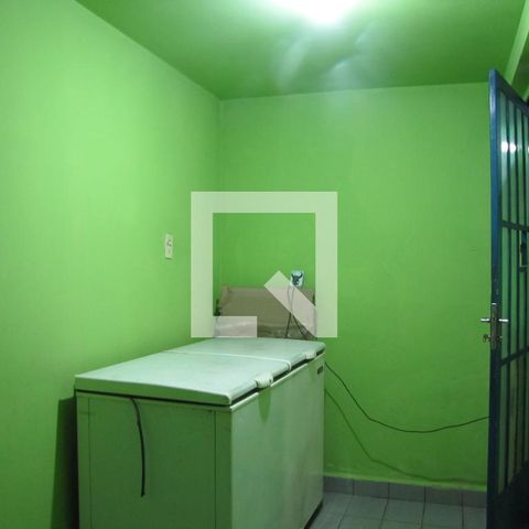 Casa à venda com 240m², 4 quartos e 4 vagasAnte Sala