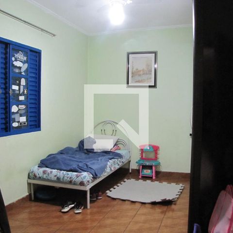 Casa à venda com 240m², 4 quartos e 4 vagasQuarto 3