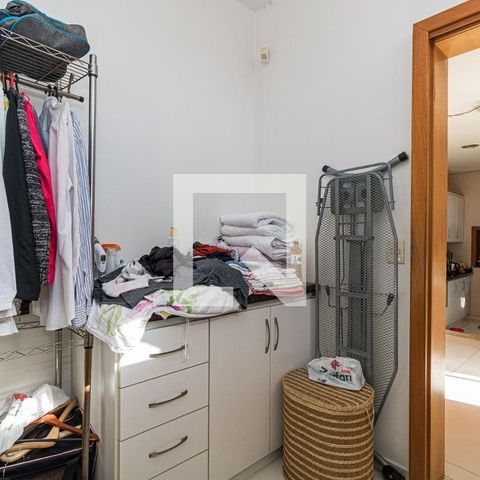 Casa para alugar com 300m², 3 quartos e 5 vagasÁrea de Serviço