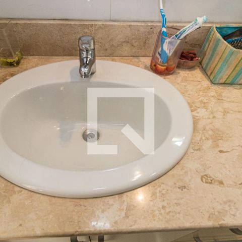 Casa para alugar com 300m², 3 quartos e 5 vagasBanheiro da Suíte 3