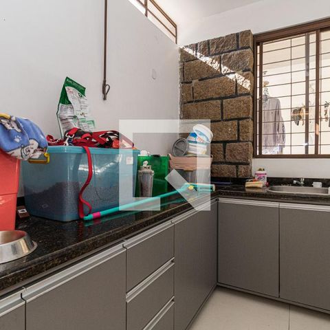 Casa para alugar com 300m², 3 quartos e 5 vagasÁrea de Serviço