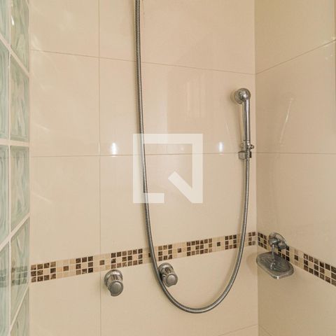 Casa para alugar com 300m², 3 quartos e 5 vagasLavabo