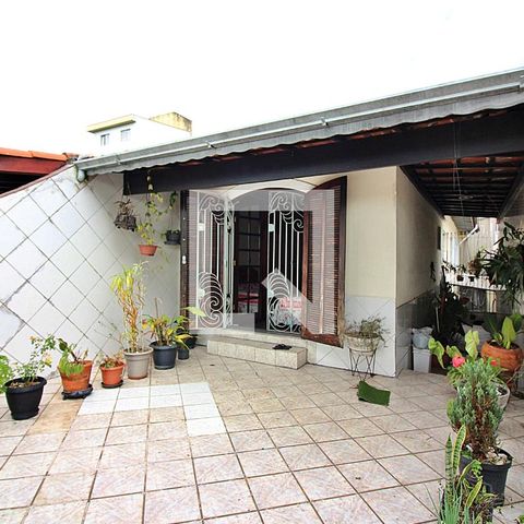 Casa à venda com 175m², 3 quartos e 2 vagasVaranda do Quarto 1