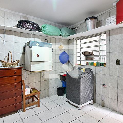 Casa à venda com 175m², 3 quartos e 2 vagasLavanderia