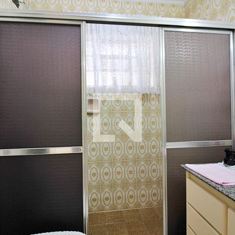 Casa à venda com 175m², 3 quartos e 2 vagasBanheiro Social