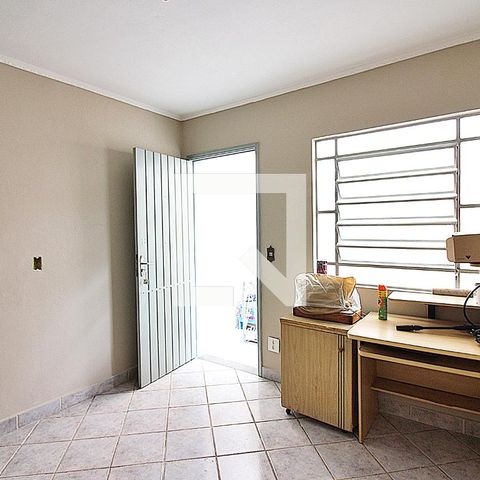Casa à venda com 175m², 3 quartos e 2 vagasQuarto de Serviço