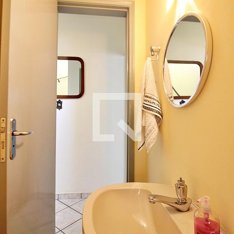 Casa à venda com 175m², 3 quartos e 2 vagasLavabo