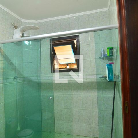 Casa à venda com 239m², 6 quartos e 2 vagasCasa 1 - Banheiro Suíte