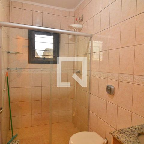 Casa à venda com 239m², 6 quartos e 2 vagasCasa 2 - Banheiro Social