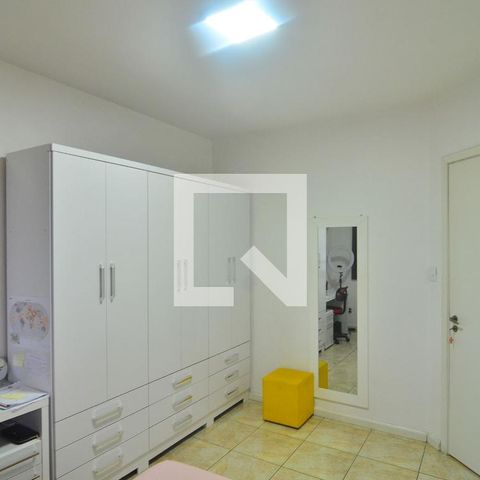 Casa à venda com 239m², 6 quartos e 2 vagasCasa 2 - Quarto 2