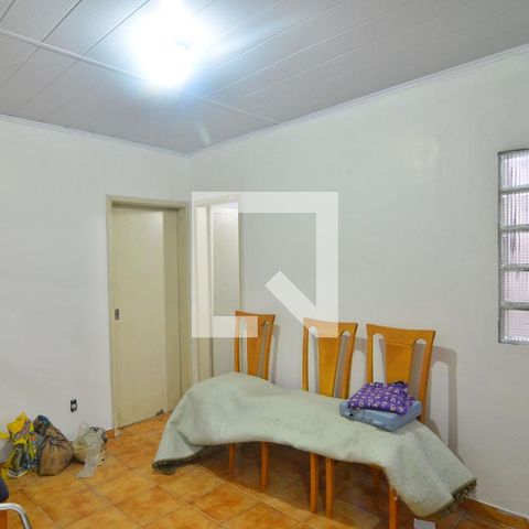 Casa à venda com 239m², 6 quartos e 2 vagasCasa 3 - Sala