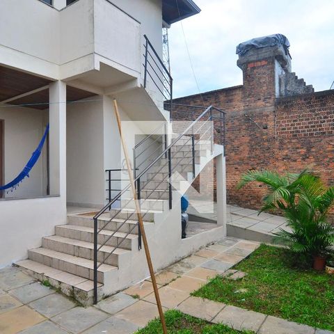 Casa à venda com 239m², 6 quartos e 2 vagasPátio