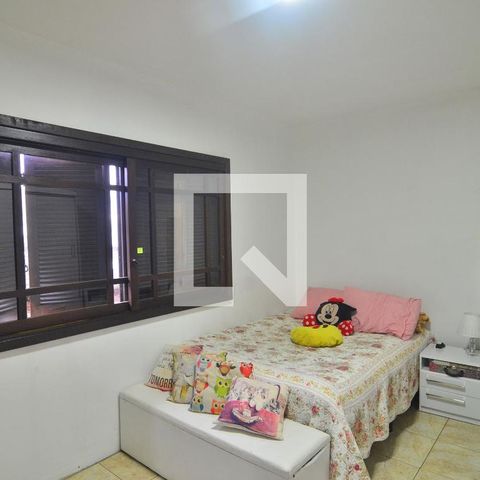 Casa à venda com 239m², 6 quartos e 2 vagasCasa 2 - Suíte