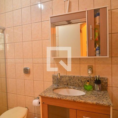 Casa à venda com 239m², 6 quartos e 2 vagasCasa 2 - Banheiro Social