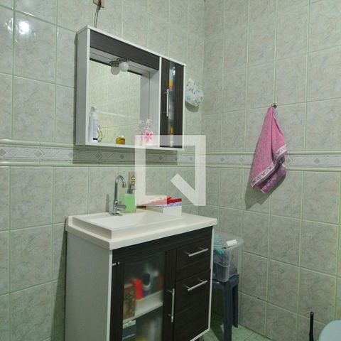 Casa à venda com 239m², 6 quartos e 2 vagasCasa 1 - Banheiro Suíte