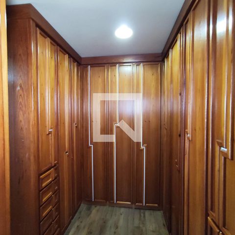 Apartamento à venda com 540m², 4 quartos e 4 vagasCloset Quarto 3 - Suíte