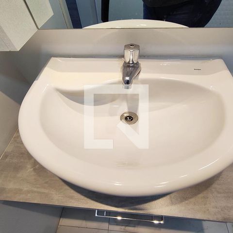 Apartamento à venda com 540m², 4 quartos e 4 vagasBanheiro de Serviço