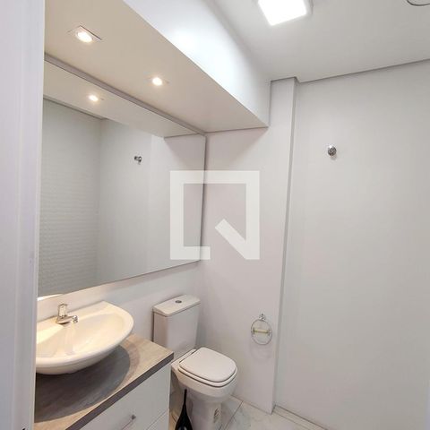 Apartamento à venda com 540m², 4 quartos e 4 vagasBanheiro de Serviço