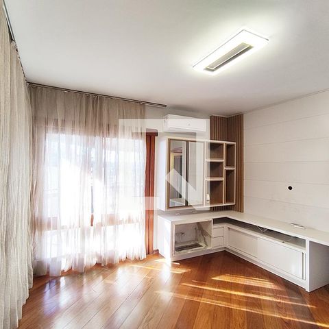 Apartamento à venda com 540m², 4 quartos e 4 vagasSala 2
