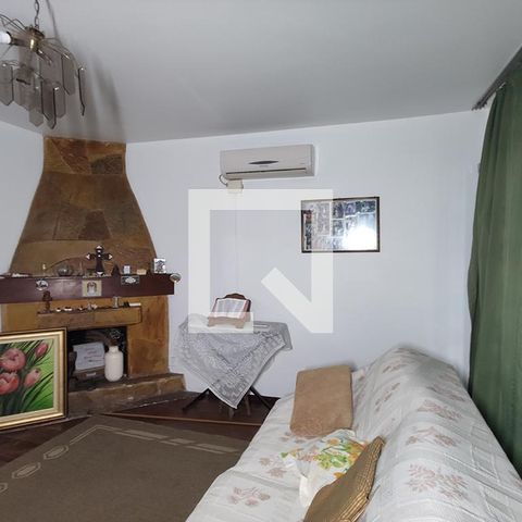Casa à venda com 154m², 3 quartos e 3 vagasSala