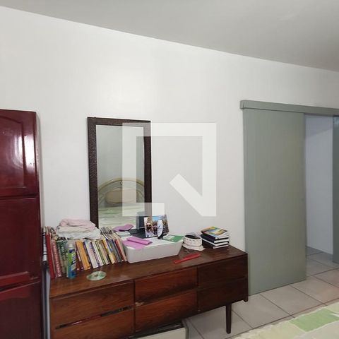 Casa à venda com 154m², 3 quartos e 3 vagasQuarto 2 Suíte