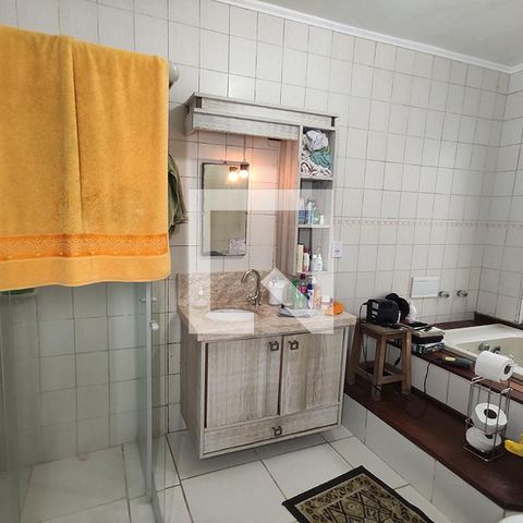 Casa à venda com 154m², 3 quartos e 3 vagasBanheiro da Suíte